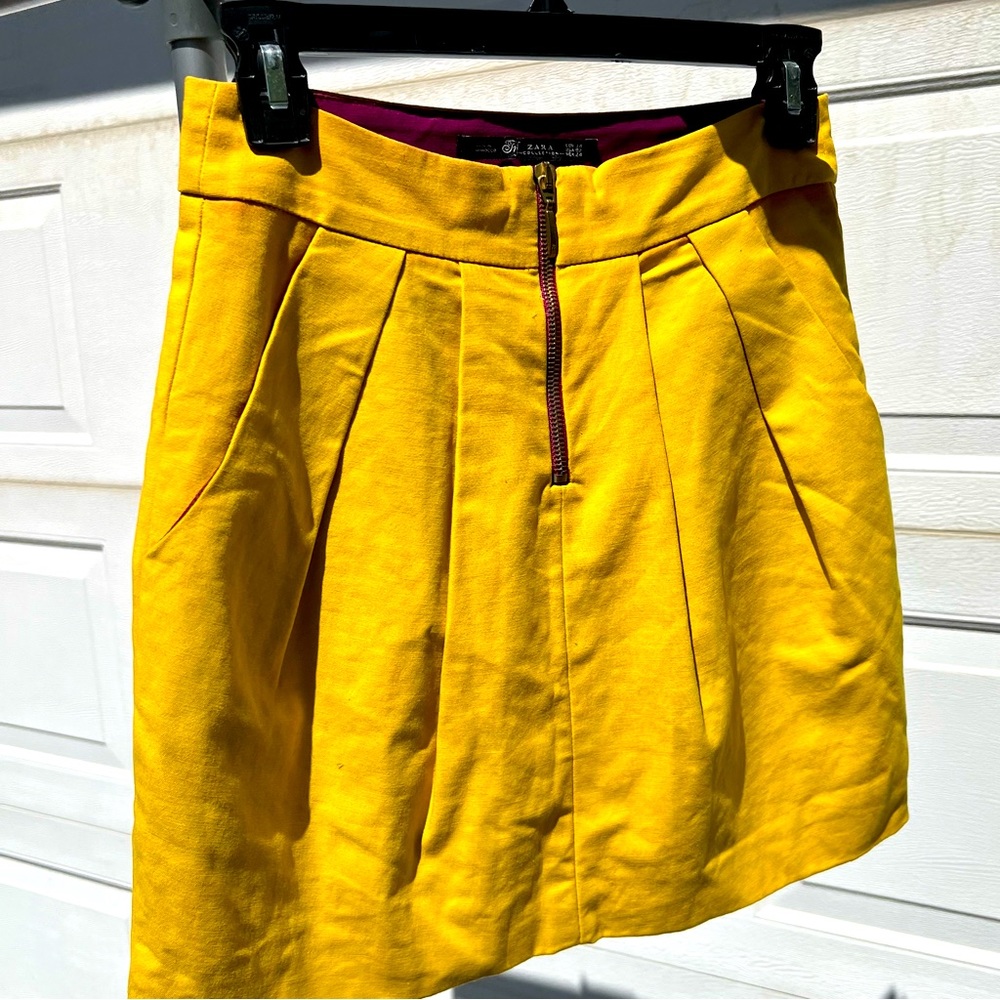 Yellow high waist cotton lined skirt 🌼💛